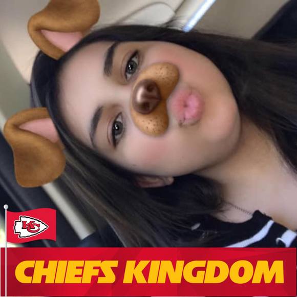 Meet your Posher, Makayla - Picture 1 of 1